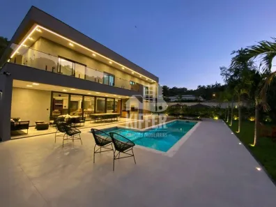 Casa de Condomínio com 5 Quartos para alugar, 720m² no Vila Progresso, Niterói