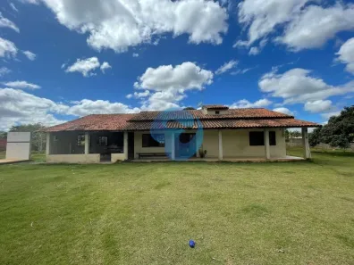 Fazenda / Sítio / Chácara com 3 Quartos à venda, 240m² no , Araçoiaba da Serra