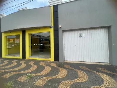 Loja / Salão / Ponto Comercial com 1 Quarto para alugar, 227m² no Centro, Araras