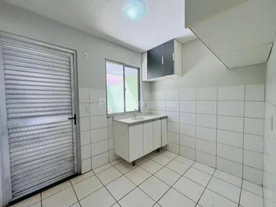 Casa de Condomínio com 2 Quartos para alugar, 58m² no Jardins Mangueiral, Brasília