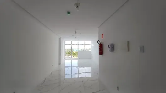 Conjunto Comercial / Sala à venda, 37m² no Centro, Lauro de Freitas