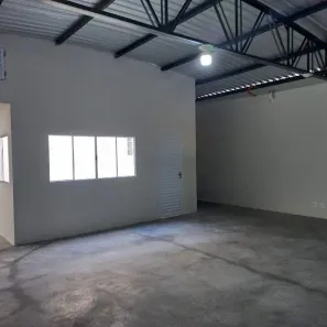 Galpão / Depósito / Armazém para alugar, 350m² no Jardim do Prado, Araçatuba