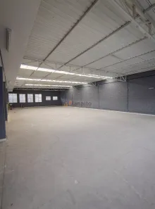 Loja / Salão / Ponto Comercial para alugar, 600m² no Jardim Quarto Centenário, Mauá
