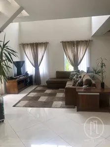 Casa com 3 Quartos à venda, 230m² no Fazenda da Ilha, Embu-Guaçu