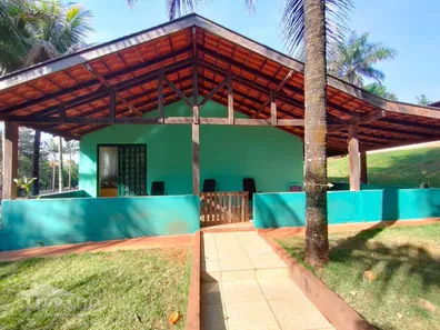 Fazenda / Sítio / Chácara com 3 Quartos à venda, 300m² no Condomínio Horizontal Marajoara, Ibiporã