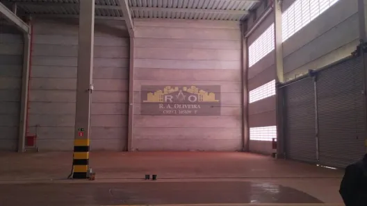 Galpão / Depósito / Armazém para alugar, 1800m² no Loteamento Industrial Comercial São Caetano, Araraquara