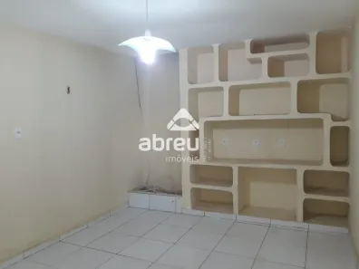 Casa com 3 Quartos à venda, 81m² no Dix-Sept Rosado, Natal