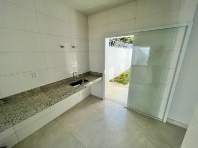 Casa com 3 Quartos à venda, 180m² no Porto Seguro, Ribeirão das Neves