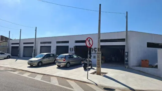 Loja / Salão / Ponto Comercial para alugar, 70m² no Vila Cleto, Itu