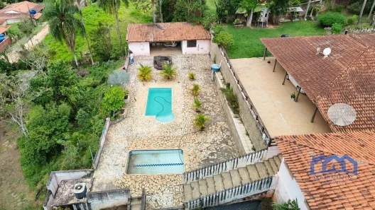 Fazenda / Sítio / Chácara com 3 Quartos à venda, 3200m² no Zona Rural, Mairinque