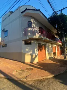 Apartamento com 3 Quartos para alugar, 175m² no Vila São João, Arapongas