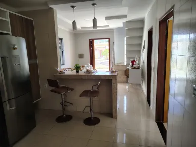 Sobrado com 4 Quartos à venda, 260m² no , Estância