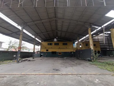 Galpão / Depósito / Armazém com 6 Quartos à venda, 1188m² no Jardim Casqueiro, Cubatão