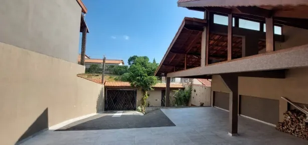 Fazenda / Sítio / Chácara com 3 Quartos à venda, 275m² no Embu Guaçu, Embu-Guaçu