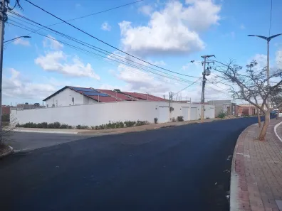 Terreno / Lote / Condomínio com 1 Quarto para venda ou aluguel, 165m² no Jardim Bandeirantes, Maracanaú