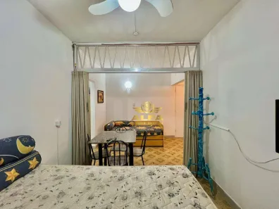 Kitnet com 1 Quarto à venda, 40m² no Jardim Las Palmas, Guarujá