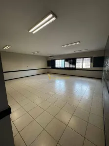Andar / Laje corporativa para alugar, 165m² no Centro, Londrina