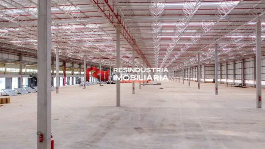 Galpão / Depósito / Armazém para alugar, 2022m² no Quitaúna, Osasco
