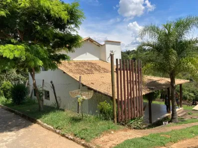 Casa de Condomínio com 3 Quartos à venda, 230m² no , Capim Branco