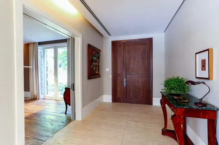 Sobrado com 5 Quartos para venda ou aluguel, 1057m² no Cidade Jardim, São Paulo