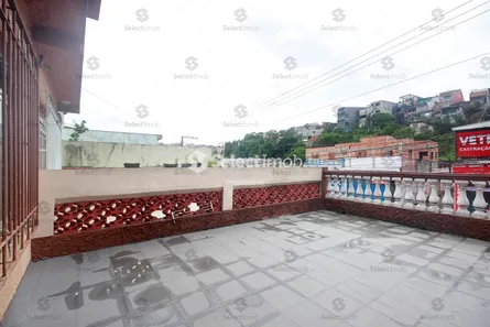 Sobrado com 1 Quarto para alugar, 200m² no Jardim Itapark, Mauá