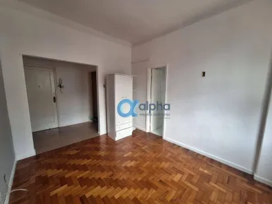 Kitnet com 1 Quarto para venda ou aluguel, 24m² no Centro, Petrópolis