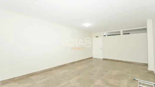 Conjunto Comercial / Sala com 1 Quarto para alugar, 32m² no Bacacheri, Curitiba