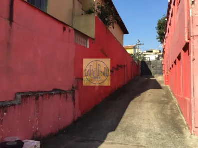 Galpão / Depósito / Armazém à venda, 680m² no Bosque da Saúde, São Paulo