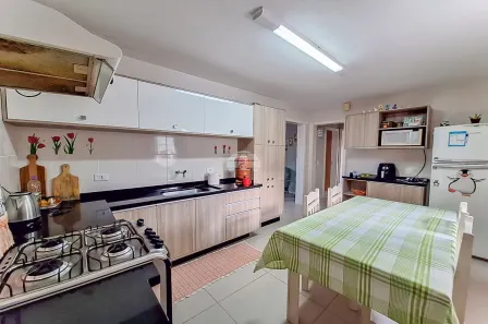 Casa com 2 Quartos à venda, 100m² no Colônia Maria José, Quatro Barras