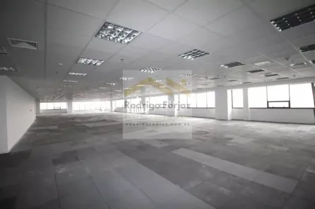 Conjunto Comercial / Sala para alugar, 2204m² no Tamboré, Barueri