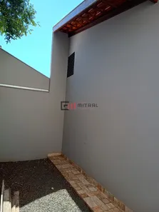 Casa com 3 Quartos à venda, 79m² no Leonor, Londrina