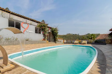 Fazenda / Sítio / Chácara com 3 Quartos à venda, 300m² no Área Rural de Almirante Tamandaré, Almirante Tamandaré
