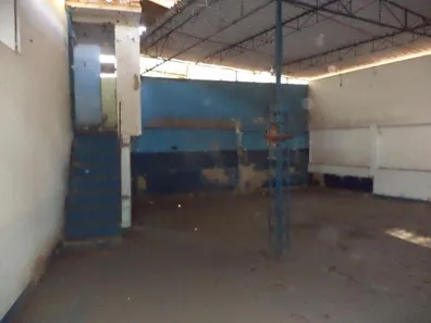 Galpão / Depósito / Armazém à venda, 300m² no 9 de Abril, Barra Mansa