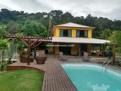Fazenda / Sítio / Chácara com 3 Quartos à venda, 3500m² no Papucaia, Cachoeiras de Macacu