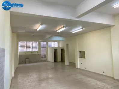 Prédio Inteiro com 3 Quartos para alugar, 100m² no Centro, São Roque