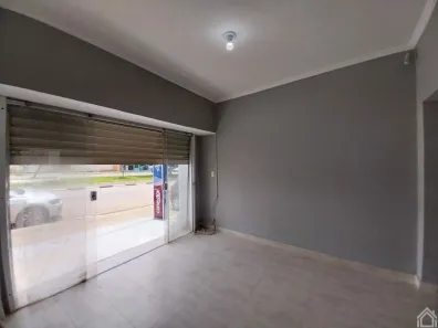 Casa Comercial para alugar, 55m² no Centro, Sumaré