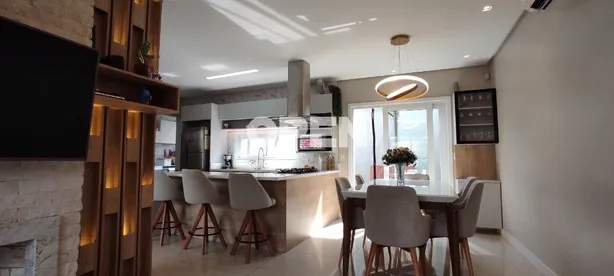 Sobrado com 3 Quartos à venda, 135m² no Nossa Senhora das Graças, Canoas