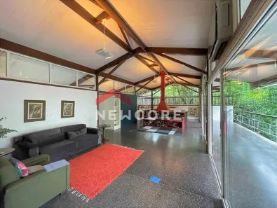 Casa de Condomínio com 6 Quartos à venda, 380m² no Chácara do Refúgio, Carapicuíba