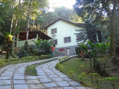 Casa de Condomínio com 3 Quartos à venda, 220m² no Caneca Fina, Guapimirim