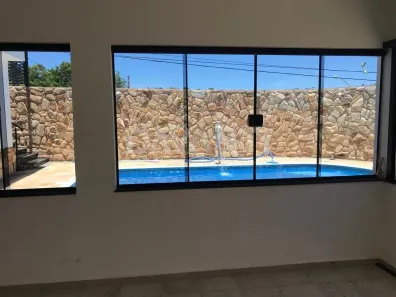 Prédio Inteiro com 2 Quartos para venda ou aluguel, 480m² no Vila Aeroporto, Campinas