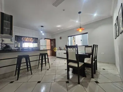 Sobrado com 3 Quartos à venda, 196m² no Esplanada Independência, Taubaté