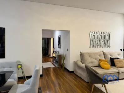 Fazenda / Sítio / Chácara com 5 Quartos à venda, 1340m² no , Mairinque