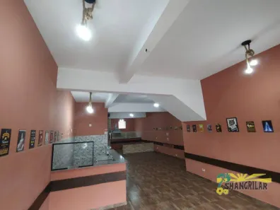Loja / Salão / Ponto Comercial para alugar, 137m² no Taboão, Diadema