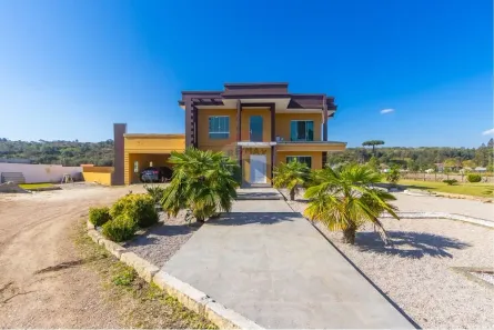 Fazenda / Sítio / Chácara com 4 Quartos à venda, 569m² no Jardim Eugênia Maria, Campina Grande do Sul