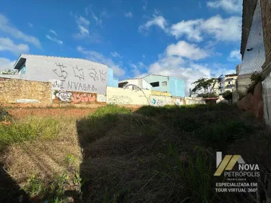 Terreno / Lote / Condomínio à venda, 628m² no Nova Petrópolis, São Bernardo do Campo