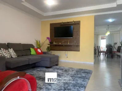 Sobrado com 3 Quartos à venda, 184m² no Santa Genoveva, Goiânia