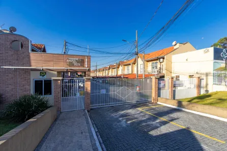 Casa de Condomínio com 3 Quartos à venda, 130m² no Uberaba, Curitiba