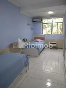 Fazenda / Sítio / Chácara com 2 Quartos à venda, 230m² no Mantiquira, Duque de Caxias