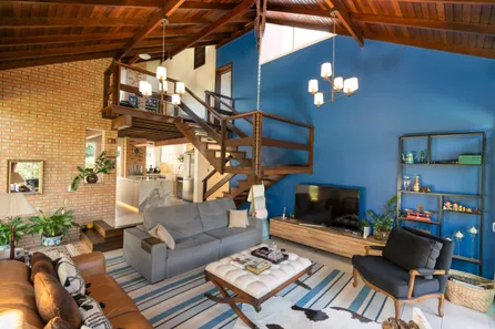 Fazenda / Sítio / Chácara com 3 Quartos à venda, 375m² no Ólhos d'Água, Campina Grande do Sul