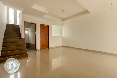 Sobrado com 3 Quartos à venda, 118m² no Velha Central, Blumenau